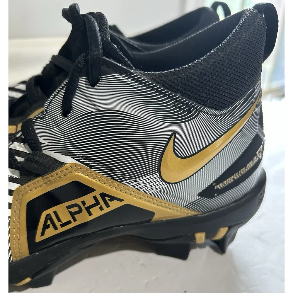 Nike Alpha Fastflex Cv0585-071 Baseball Football Cleat Black Gold EUC Youth 6